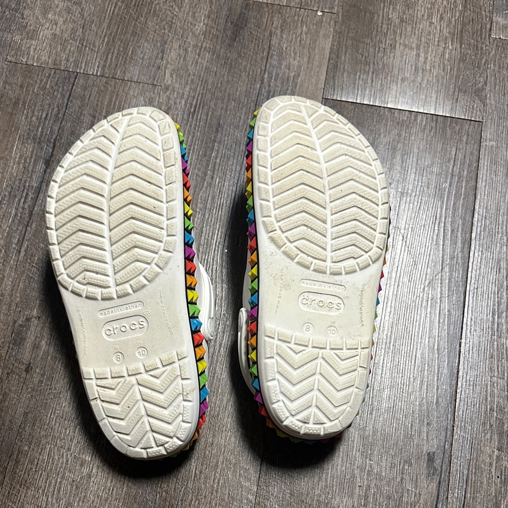 CROCS White Classic Clog with Rainbow Spike Trim - Picture 3 of 6